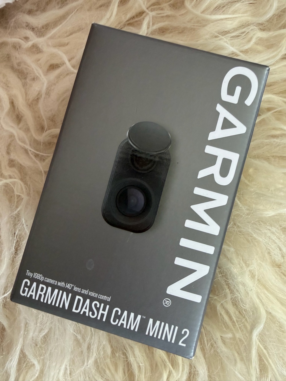 NWT Garmin Dash Cam Mini 2 – Tiny Size, 1080p and 140-degree FOV